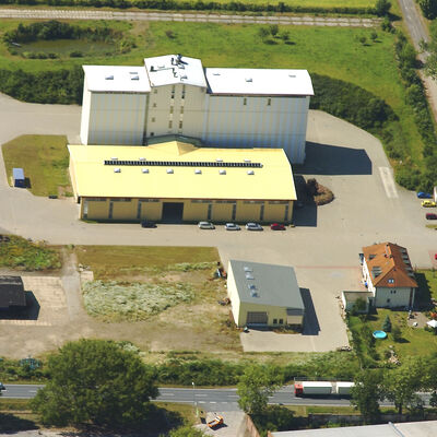 Bild vergrößern: Breun Firmengebäude und Aufbereitungsanlage in der Welterbestadt Quedlinburg / OT Morgenrot