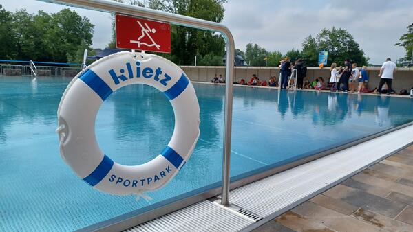 Bild vergrößern: Klietz-Sportpark Schwimmreifen