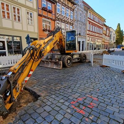 Bild vergrößern: Steinweg Bagger