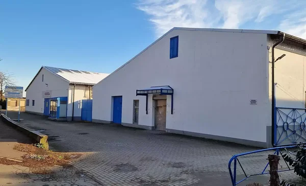 Bild vergr&ouml;&szlig;ern: Nesbeda Au&szlig;enansicht