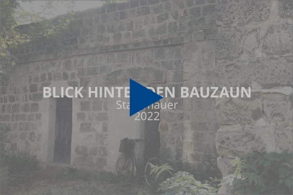 Bild vergrößern: Thumbnail Blick hinter den Bauzaun 2022 - Stadtmauer